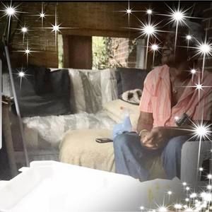 Meet your Posher, Ernest